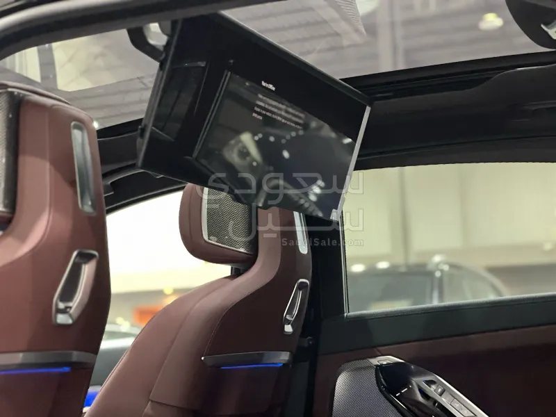 2023 BMW 7 Series 740Li