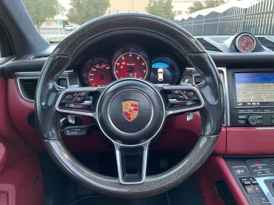 2016 Porsche Macan Turbo