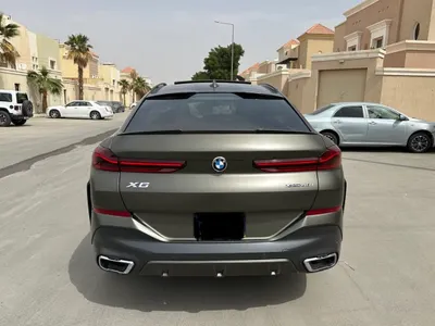 2022 BMW X Series 6
