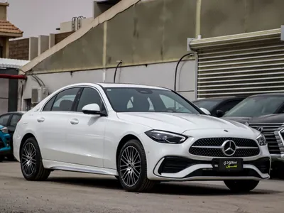 2025 Mercedes-Benz C 200