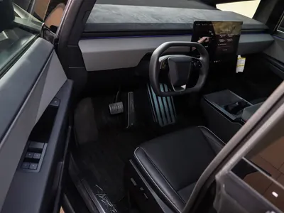 2024 Tesla cybertruck Foundation