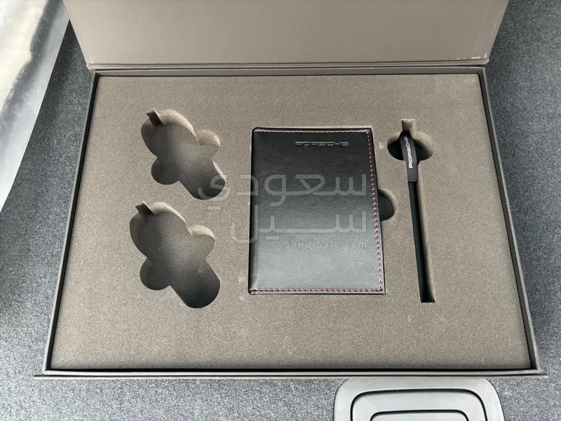 2023 بورش كايين بلاتينيوم اديشن