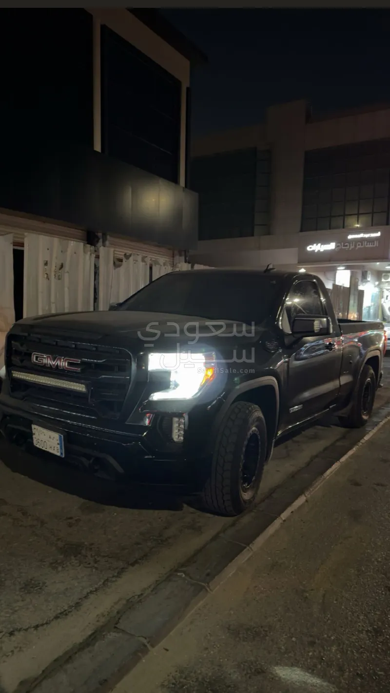 2022 GMC Sierra Elevation