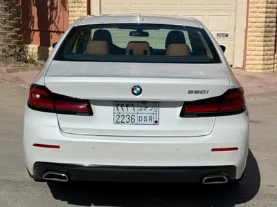 2023 BMW 5 Series 520i