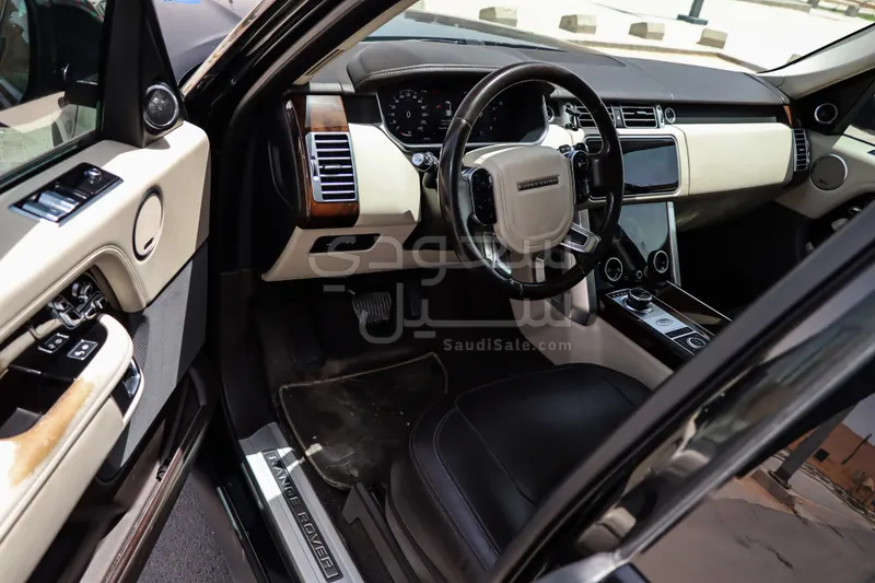 2020 Land Rover Range Rover Vogue L