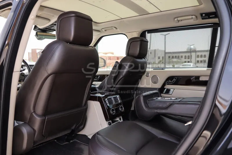 2020 Land Rover Range Rover Vogue L