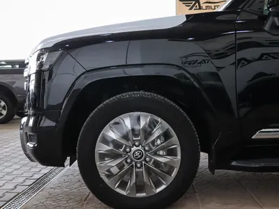 2024 Toyota Land Cruiser GXR