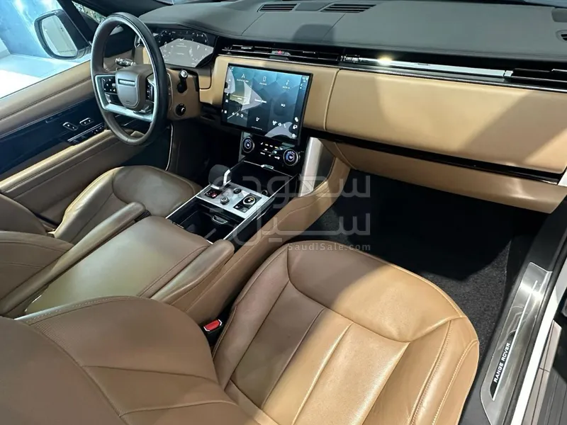 2023 Land Rover Range Rover HSE