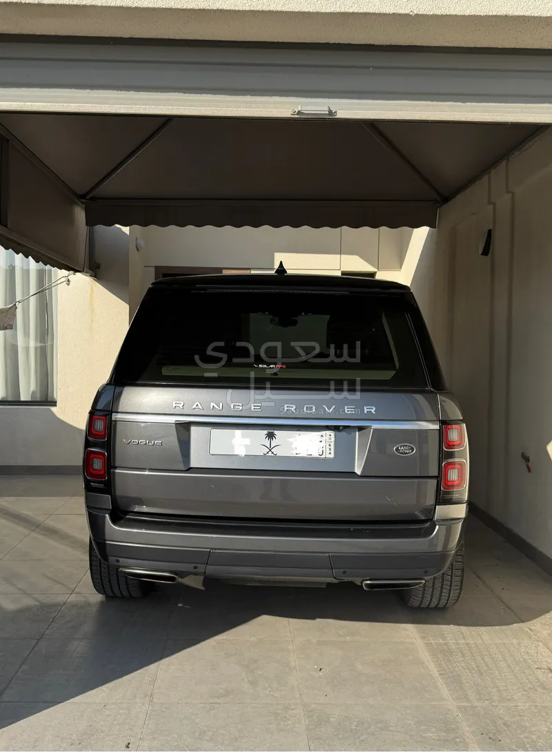 2019 لاند روفر رينج روفر فوج