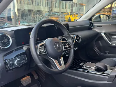 2021 Mercedes-Benz A 200