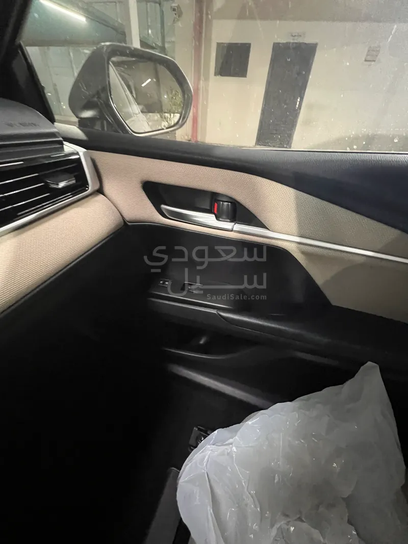 2025 تويوتا كامري