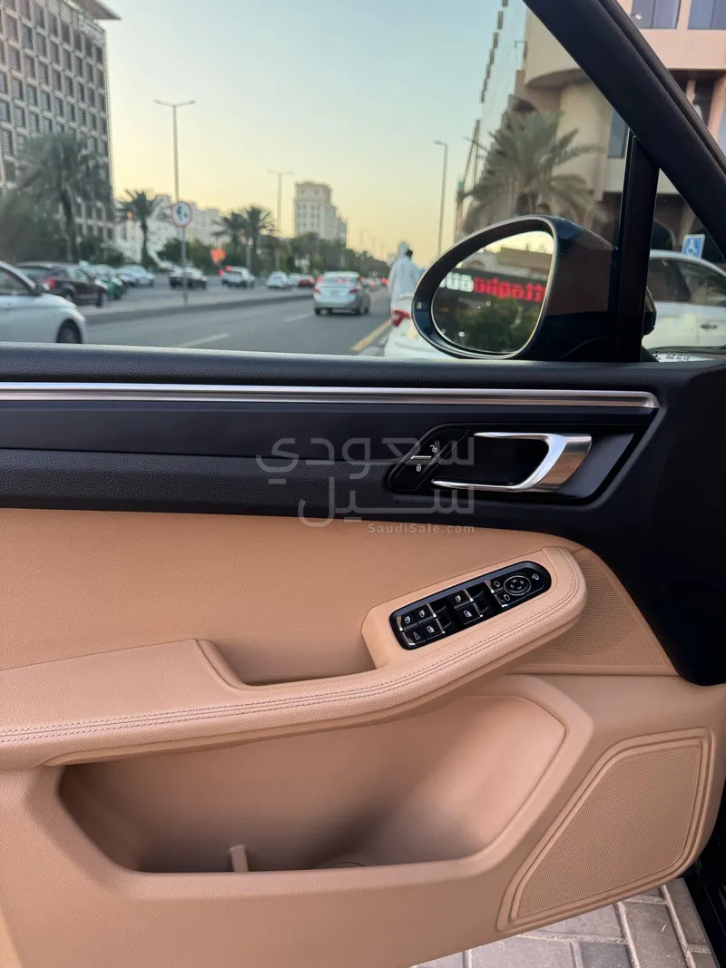 2018 بورش ماكان