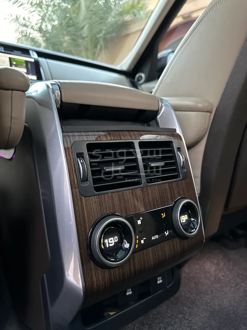 2019 Land Rover Range Rover HSE