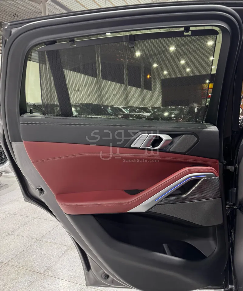 2021 بي ام دبليو الفئة اكس 6 إم كت