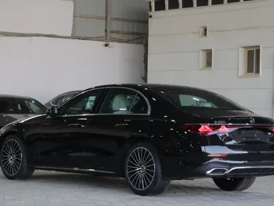 2025 Mercedes-Benz E 200