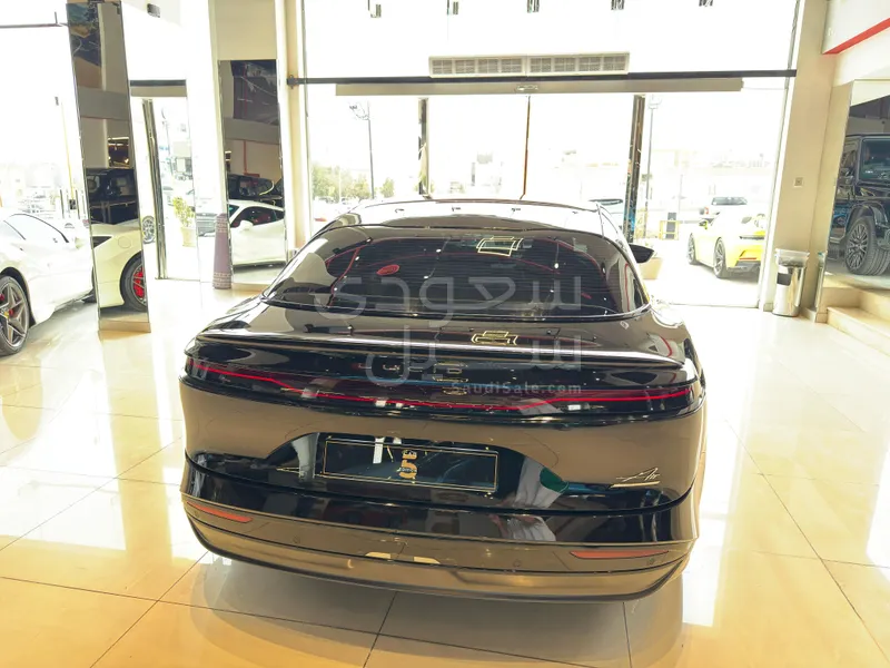 2024 Lucid Air Touring