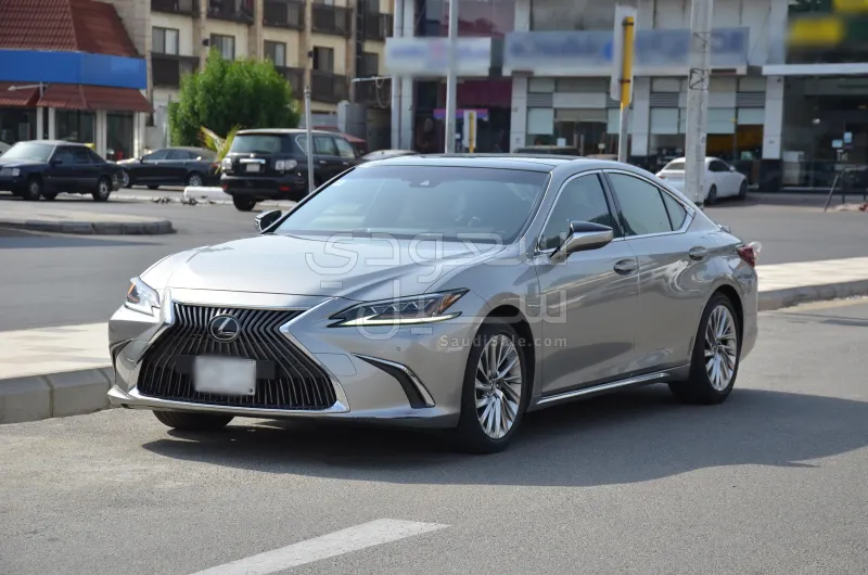 2019 Lexus ES 250