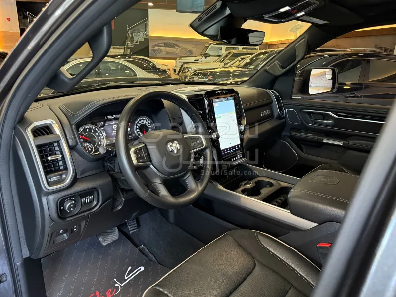 2022 Dodge Ram Laramie