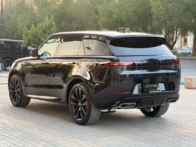 2025 Land Rover Range Rover Sport SE