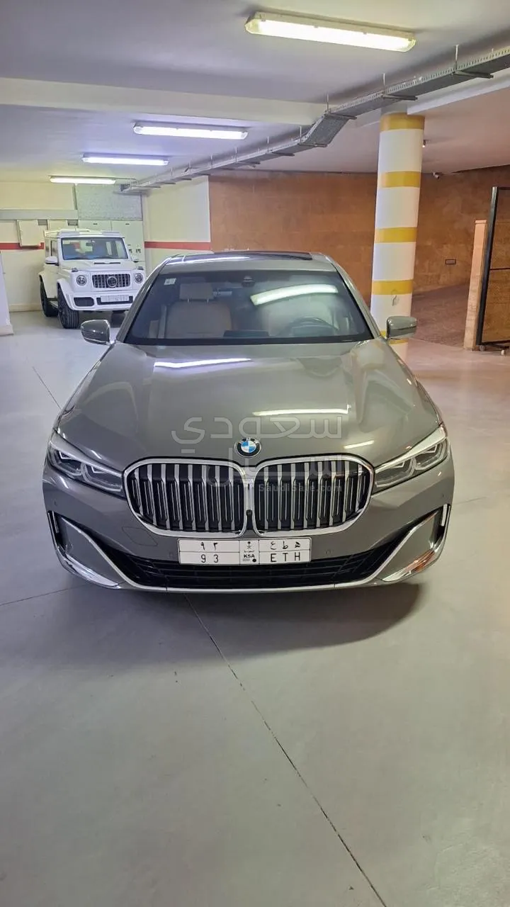2021 BMW 7 Series 730Li