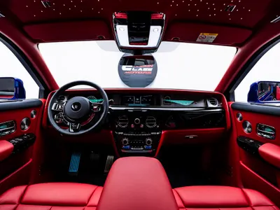 2024 Rolls-Royce Phantom Cup