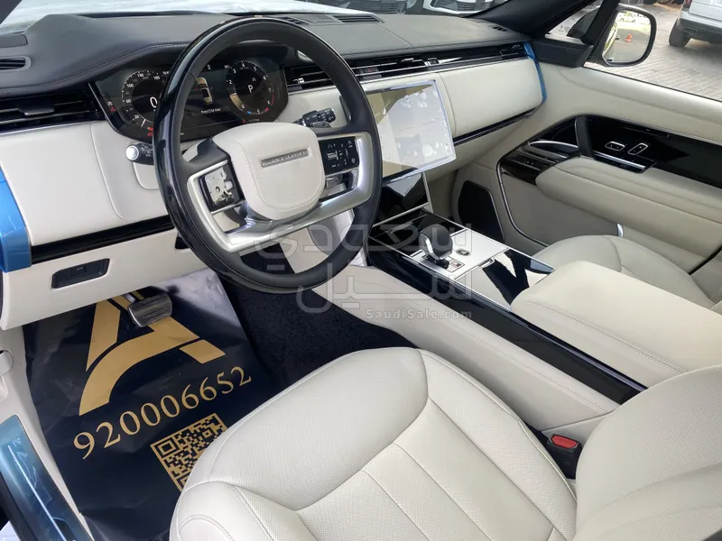 2025 Land Rover Range Rover Autobiography