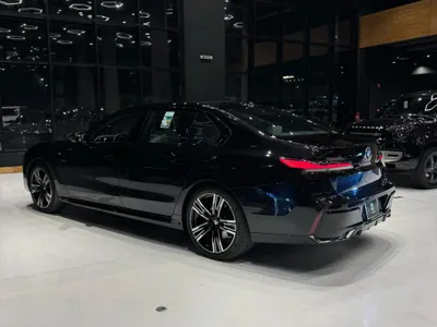 2025 BMW 7 Series 735i