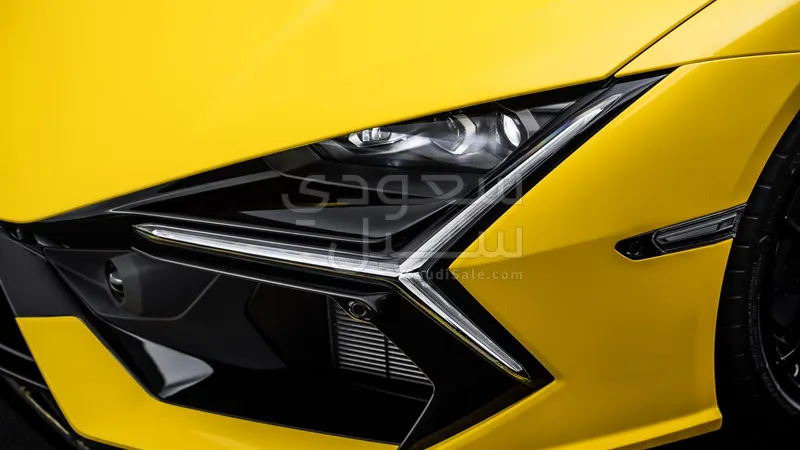 2024 Lamborghini Revuelto