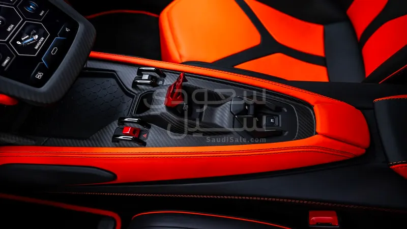 2024 Lamborghini Revuelto