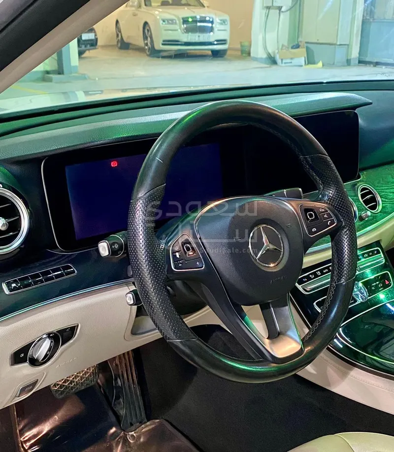 2018 Mercedes-Benz E 300