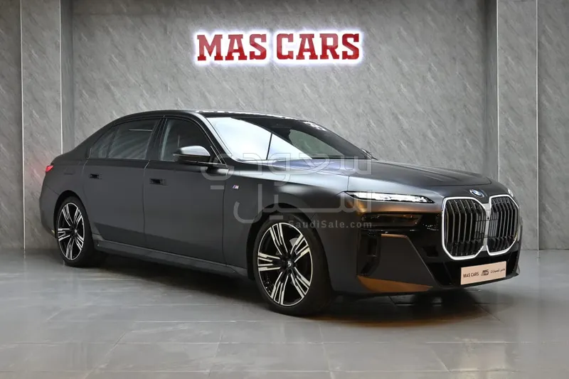 2024 BMW 7 Series 735Li