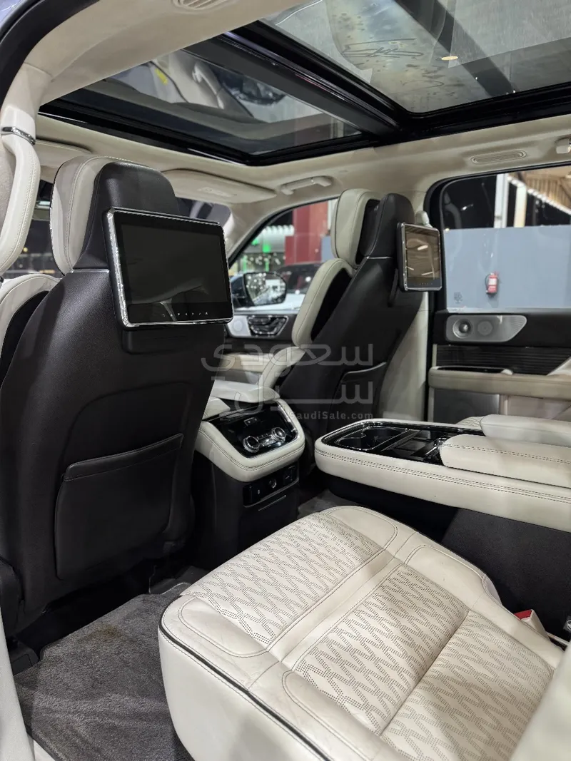 2019 Lincoln Navigator