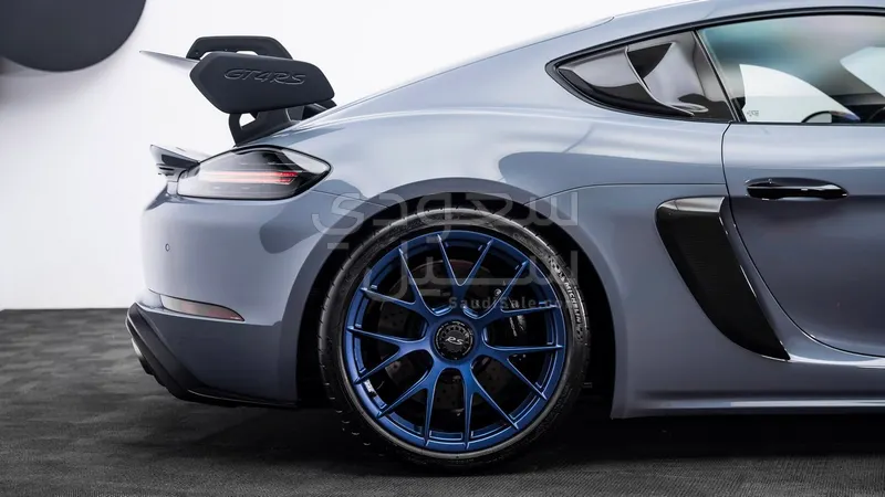 2022 Porsche 718 GT4
