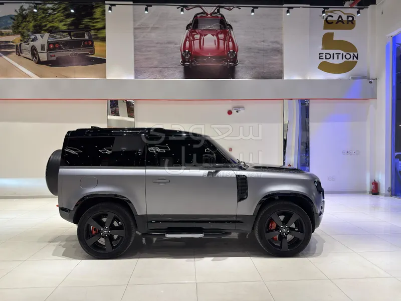 2024 Land Rover Defender X