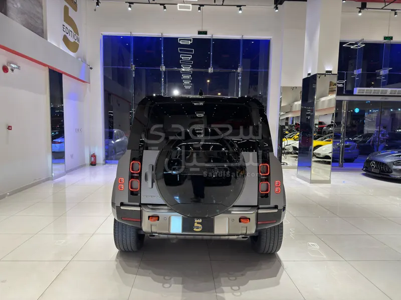 2024 Land Rover Defender X