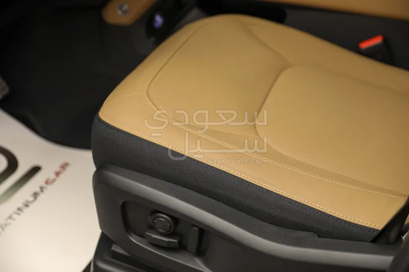 2025 Land Rover Defender X