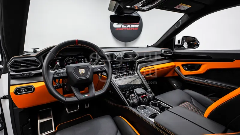 2024 Lamborghini URUS S