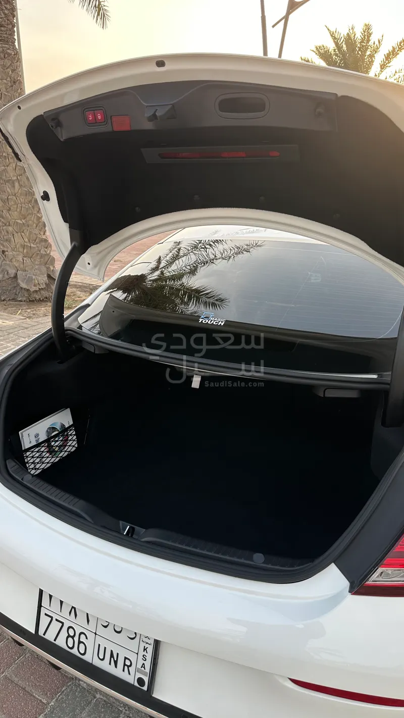 2020 مرسيدس - بنز سي 200