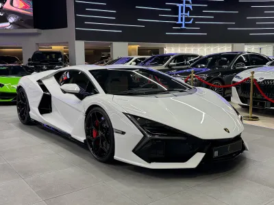 2024 Lamborghini Revuelto