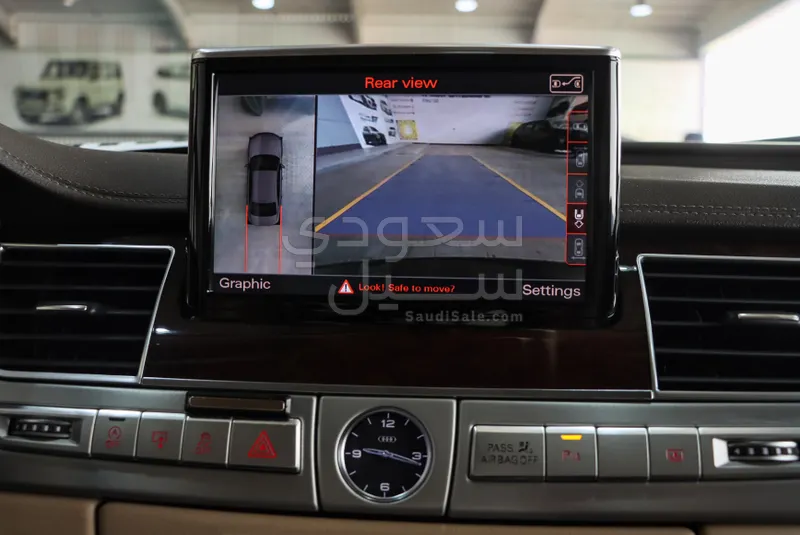 2015 Audi A8L