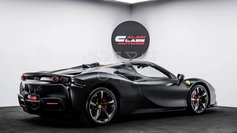 2024 Ferrari Spider SF90