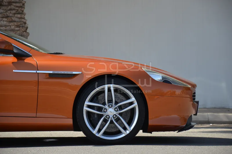 2012 Aston Martin Virage