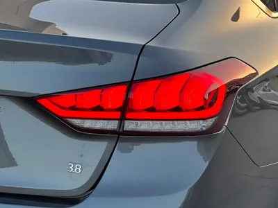 2016 هيونداي جينيسس