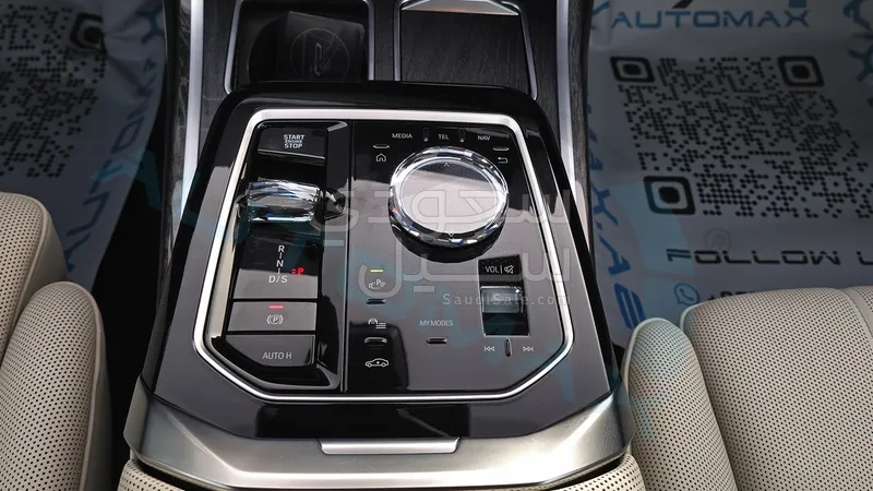 2025 بي ام دبليو الفئة السابعة 735أي