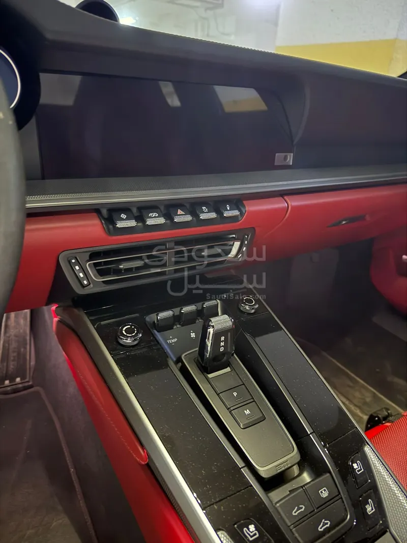 2024 Porsche 911 Carrera 4S