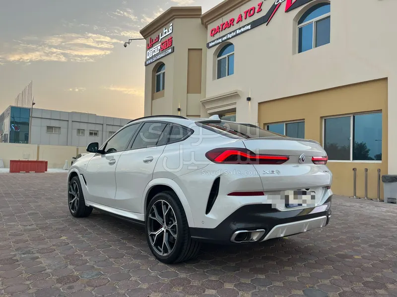 2023 BMW X Series 6 M Kit