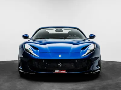 2021 فيراري 812 جي تي اس