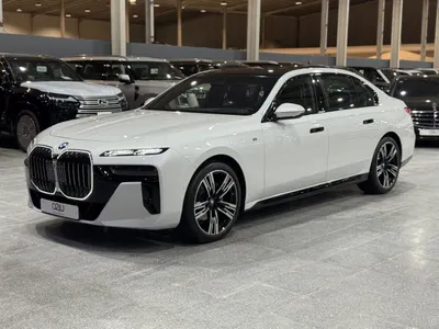2025 بي ام دبليو الفئة السابعة 735أي