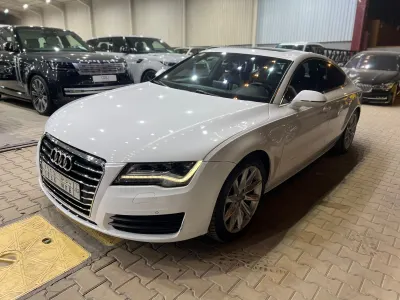 2012 اودي اي 7 35 تي اف اس اي