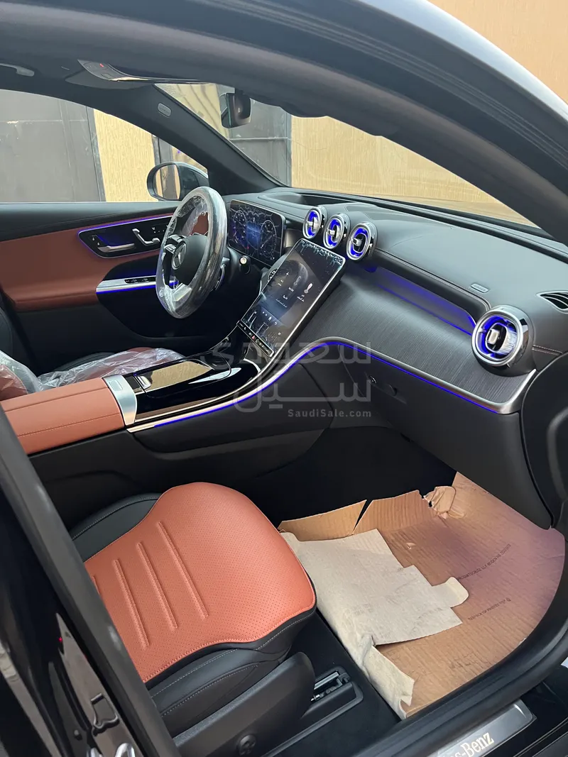 2025 Mercedes-Benz GLC 200 Cupe